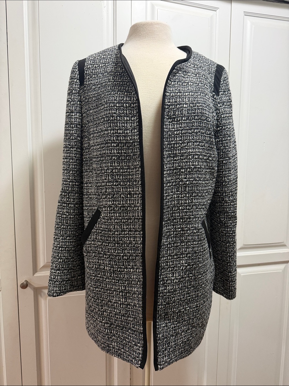 Women's Black & White Tweed Open-Front Blazer